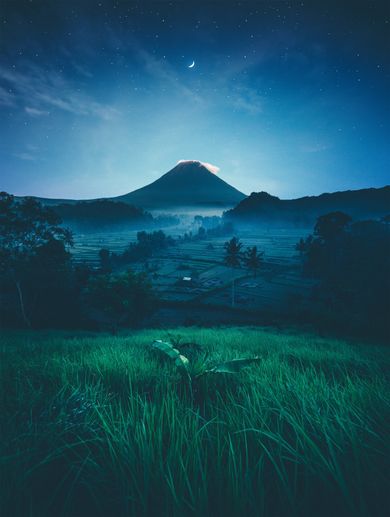Taking images of Mount of Agung is possible on a Bali photography tour.